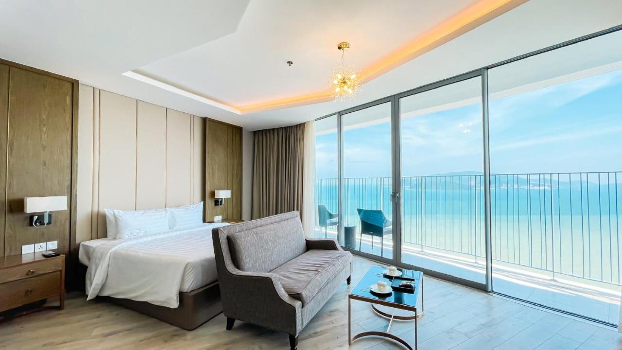 Rollton Ocean View Apartment Nha Trang Extérieur photo
